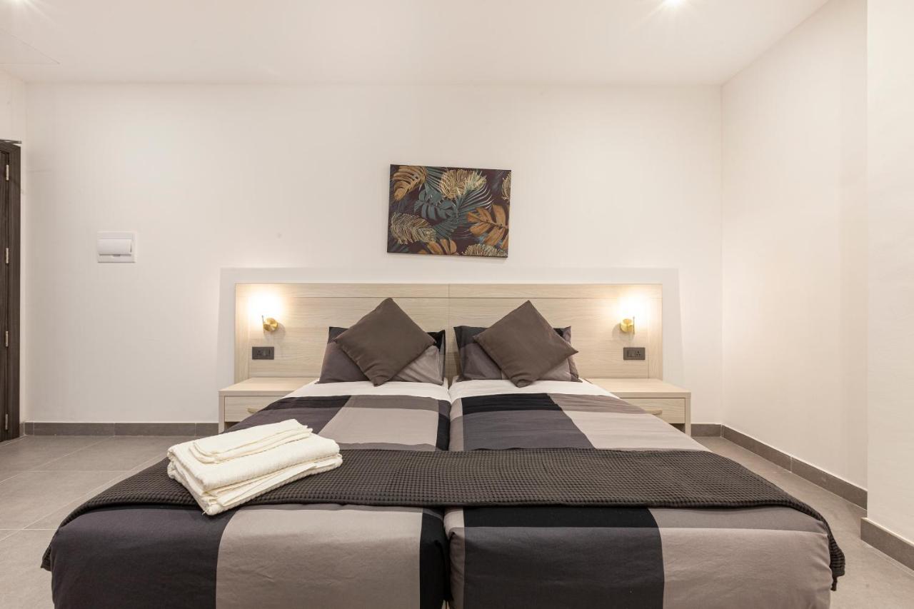 Charming,Comfortable And Centrally Located Group Accomodation Gzira Экстерьер фото