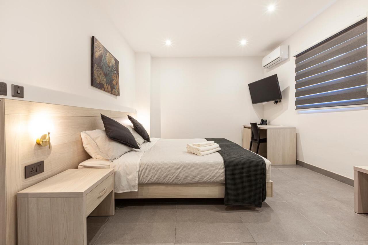 Charming,Comfortable And Centrally Located Group Accomodation Gzira Экстерьер фото